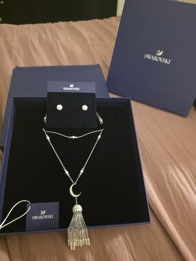 NIB Swarovski Silver Moon & Tassel Crystal Layered Necklace with Stud Earrings